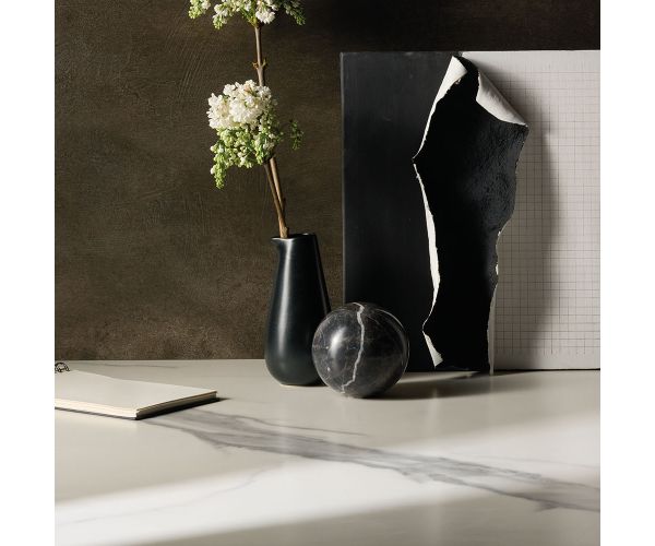 Dalles-Céramique-Sapienstone 12mm Calacatta Statuario B Lev (59X128po)