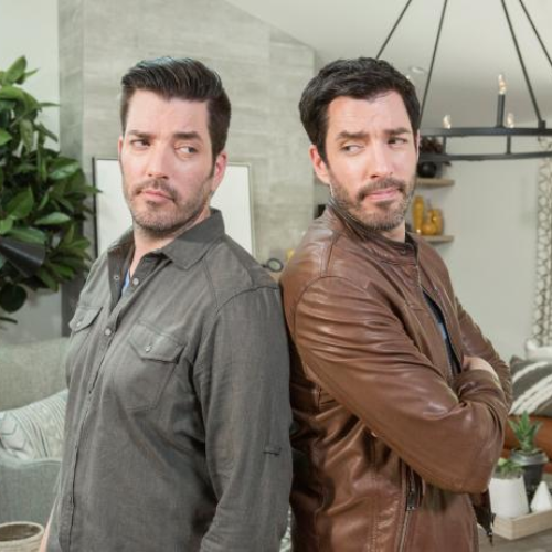 HGTV - Brother Vs Brother Who's King of the Kitchen Season 8 Episode 2